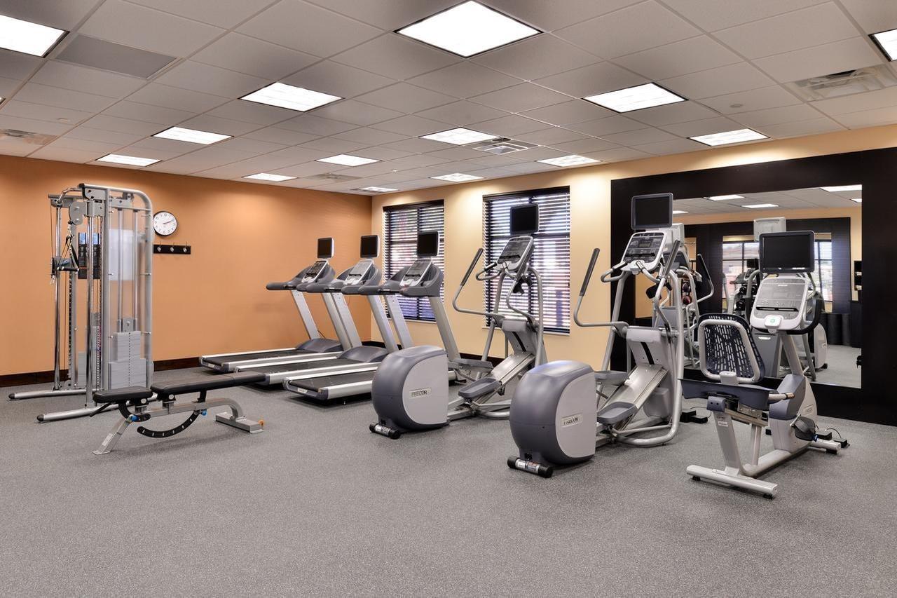 Hilton Garden Inn Dubuque Downtown Zewnętrze zdjęcie