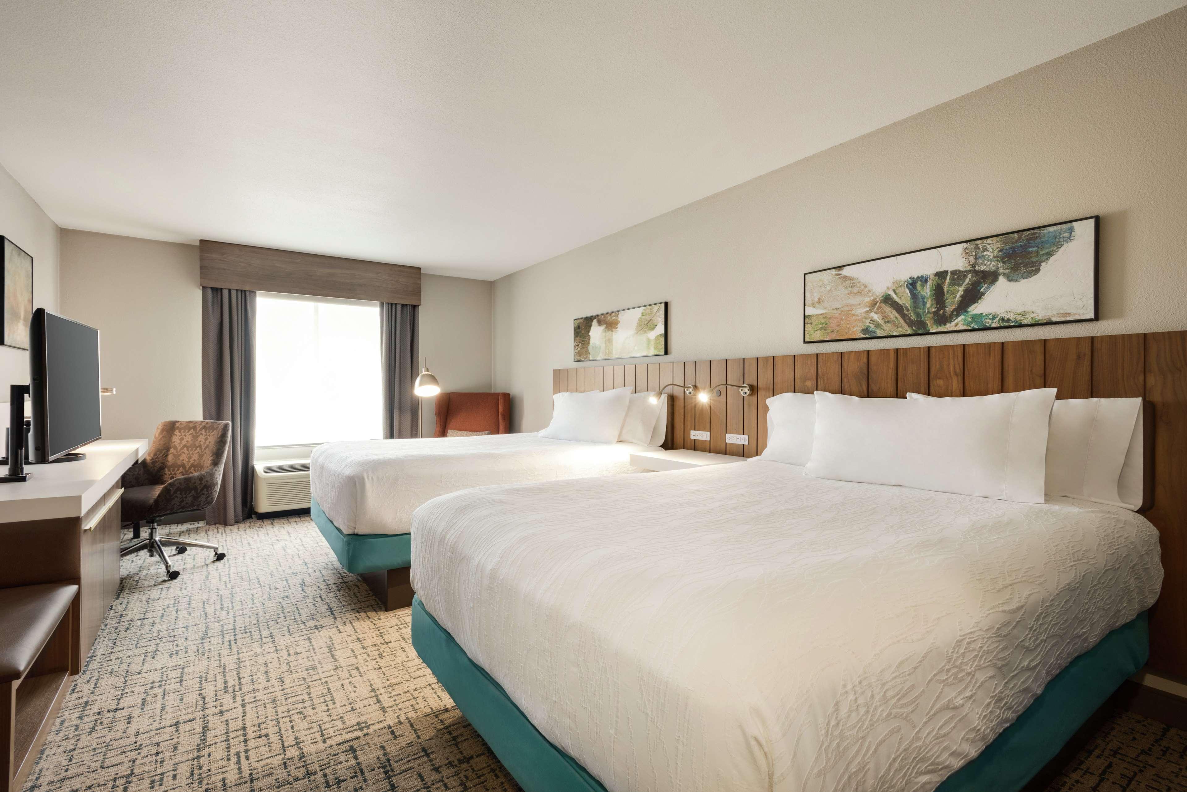 Hilton Garden Inn Dubuque Downtown Zewnętrze zdjęcie