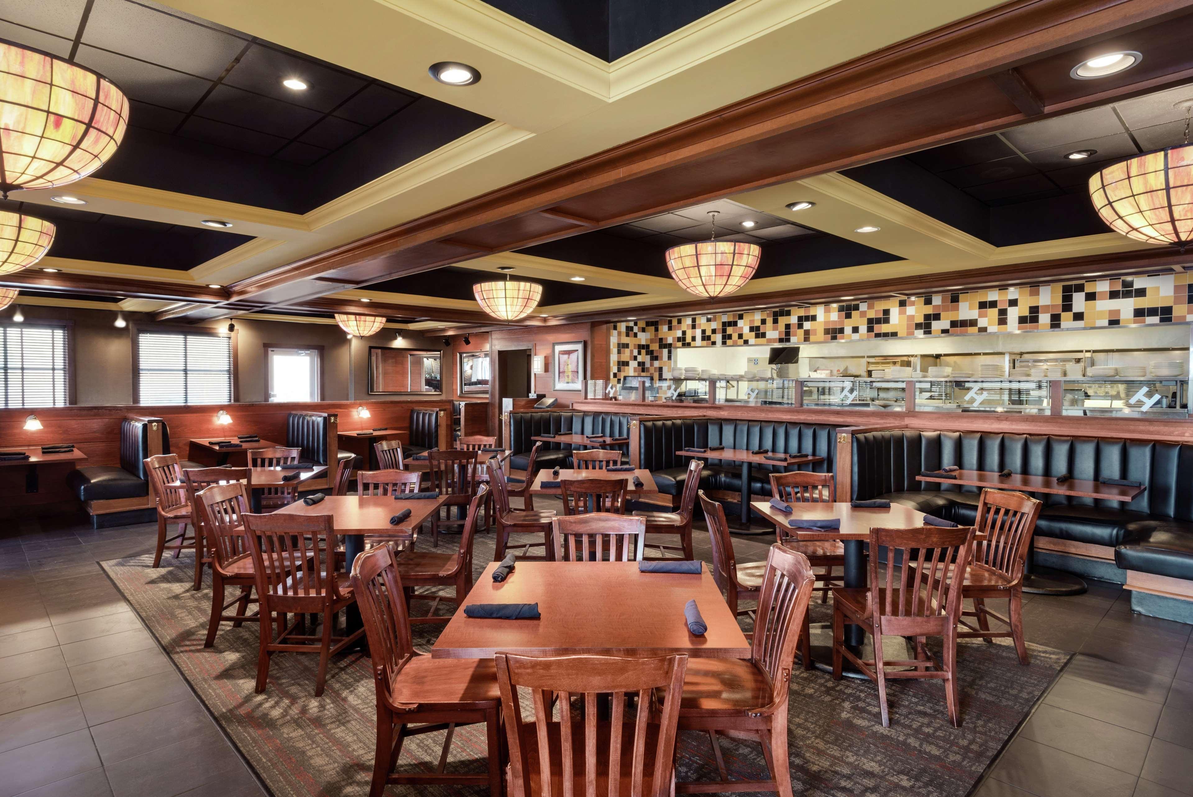 Hilton Garden Inn Dubuque Downtown Zewnętrze zdjęcie