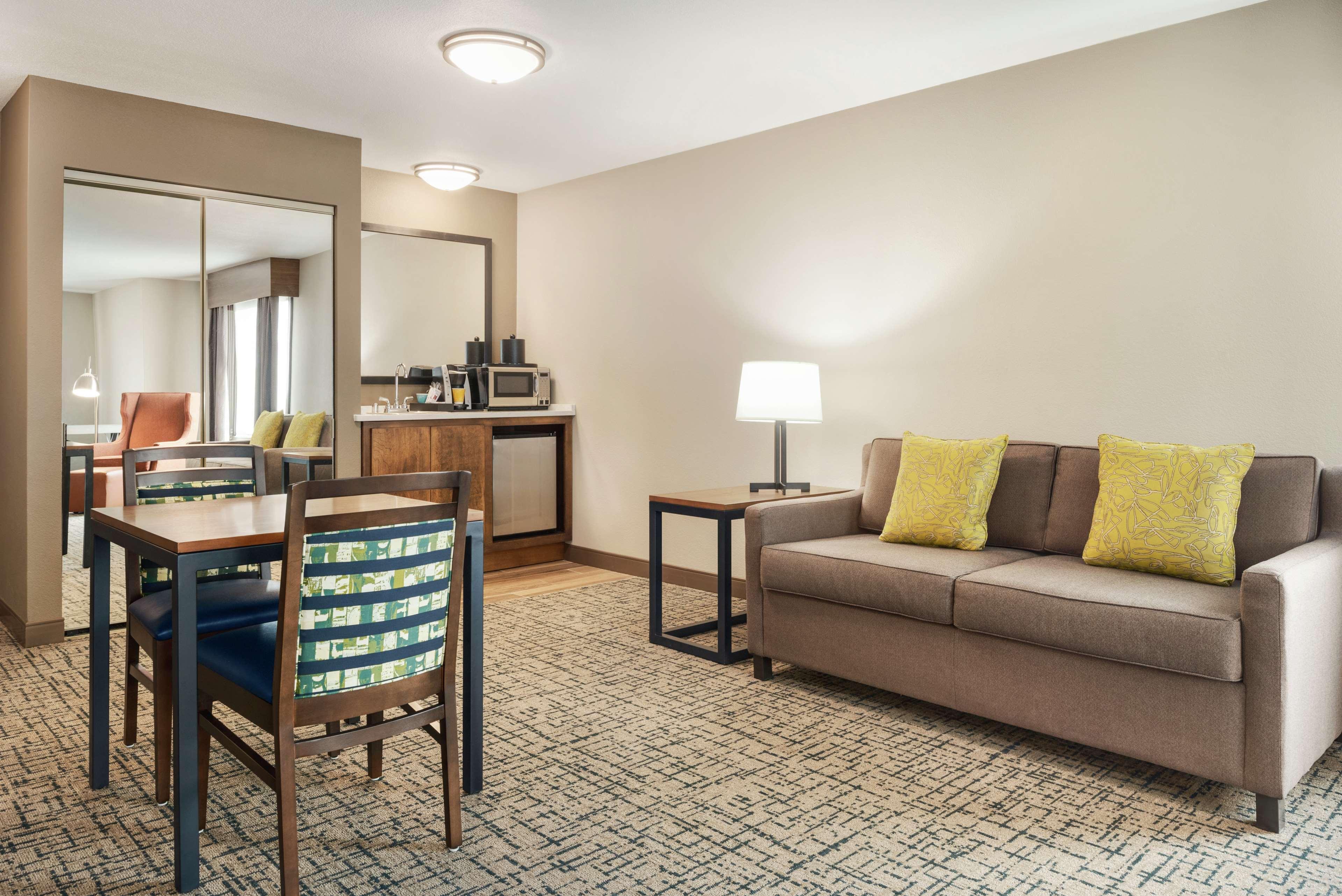 Hilton Garden Inn Dubuque Downtown Zewnętrze zdjęcie
