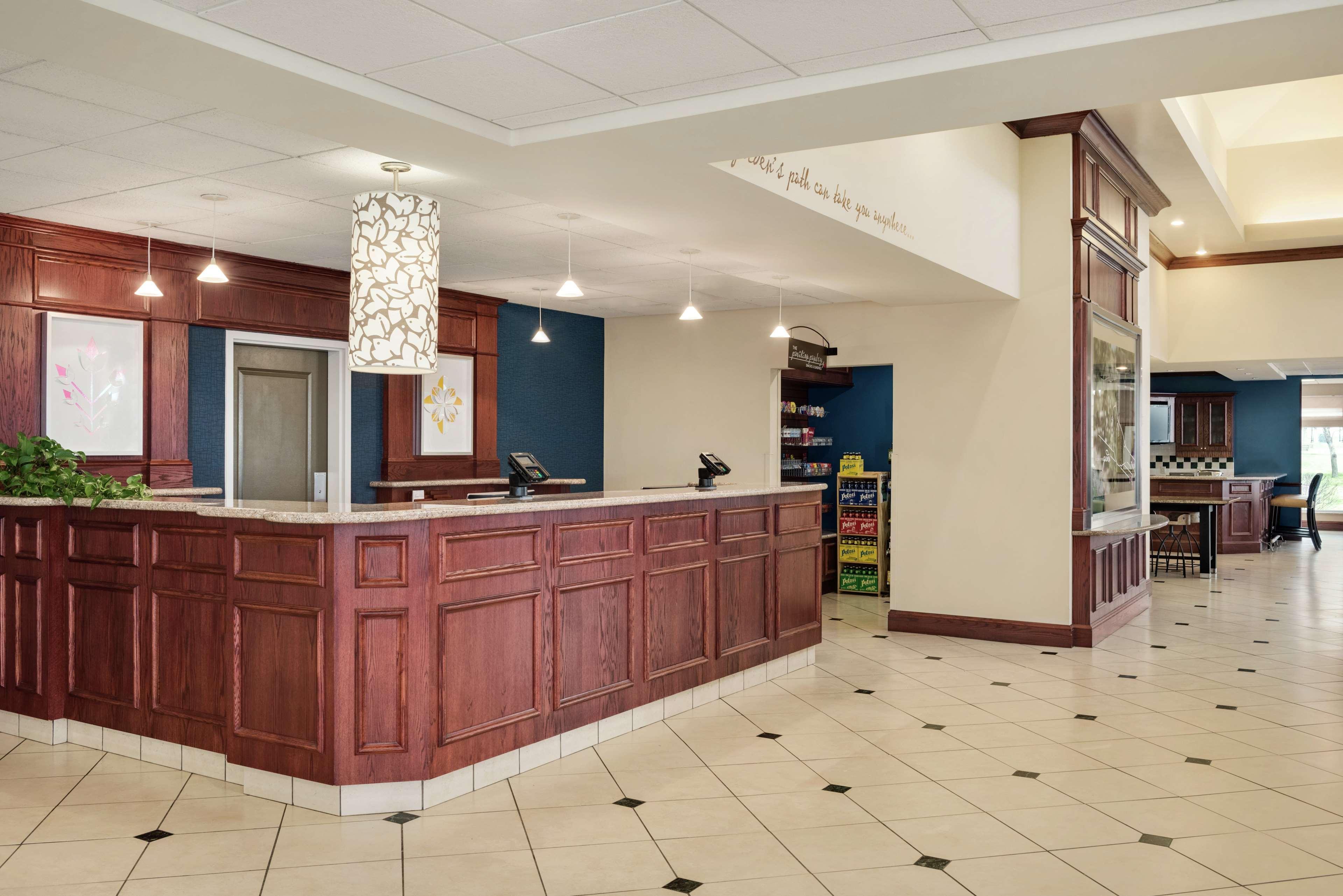 Hilton Garden Inn Dubuque Downtown Zewnętrze zdjęcie